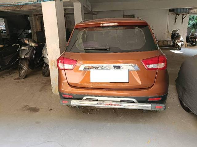 https://images10.gaadi.com/usedcar_image/4407952/original/711adeae20798ae0e0c23f873d30c5f7.jpg?imwidth=6402