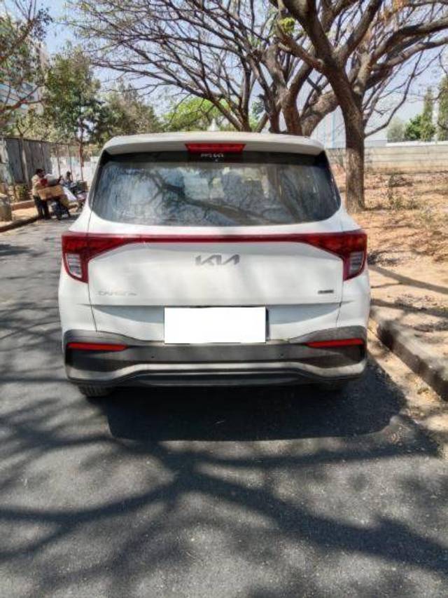 https://images10.gaadi.com/usedcar_image/4407974/original/24ad0e3dacbfbfce2479244d7d95c505.jpeg?imwidth=6401