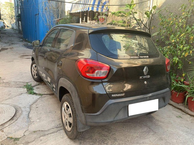 https://images10.gaadi.com/usedcar_image/4408044/original/d0712034a29a758895d3426e06a81784.jpg?imwidth=6401