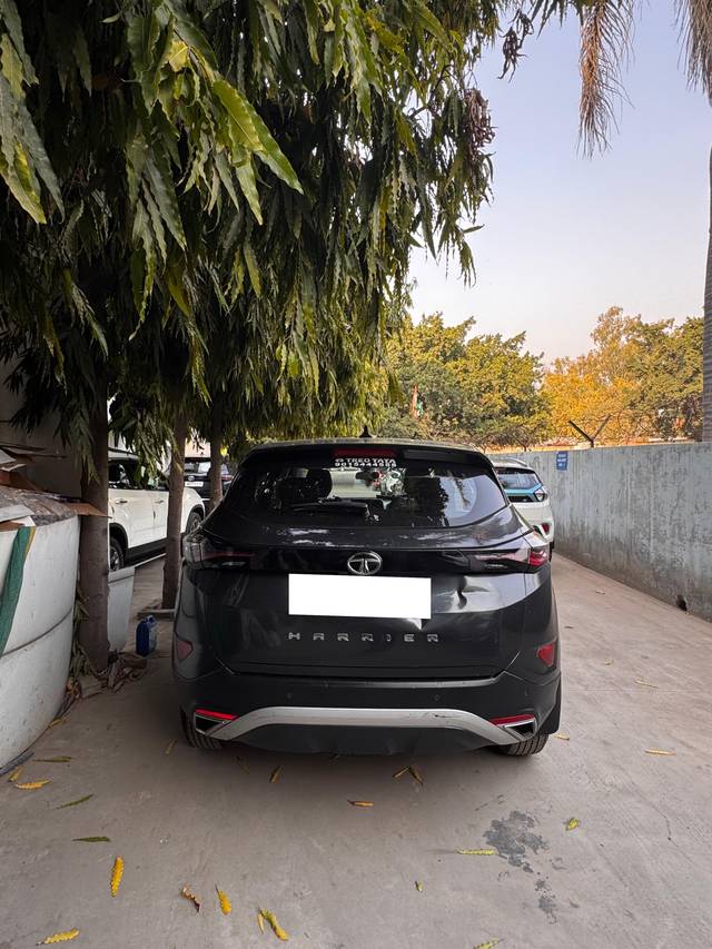 https://images10.gaadi.com/usedcar_image/4408051/original/processed_5685f72ae38a1ee6b1a31926d983d629.jpg?imwidth=6402