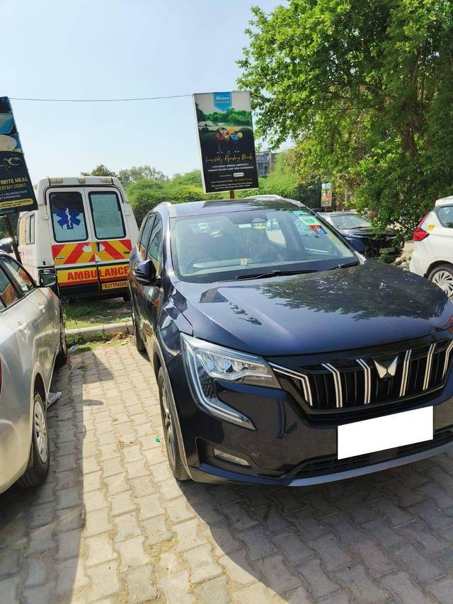 https://images10.gaadi.com/usedcar_image/4408081/original/e7fc029e665416a70a18ac6f04218d47.jpg?imwidth=6402