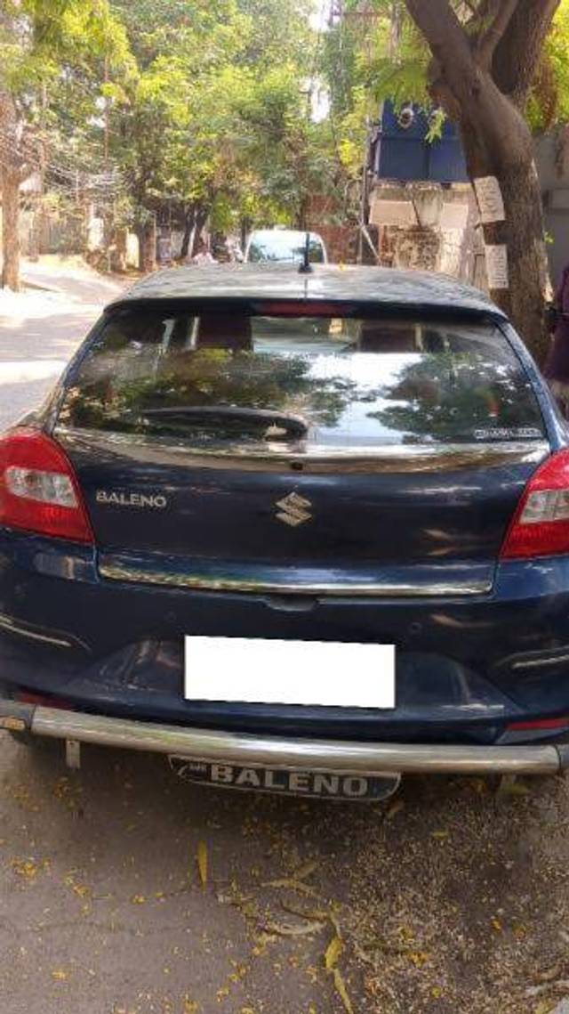 https://images10.gaadi.com/usedcar_image/4408119/original/b3f8bfcd1991de8efc4ff0a91b47299b.jpg?imwidth=6402
