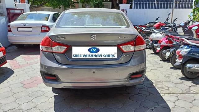 https://images10.gaadi.com/usedcar_image/4408138/original/processed_c36c81896c2de111fb825d5e82bf810b.jpeg?imwidth=6401