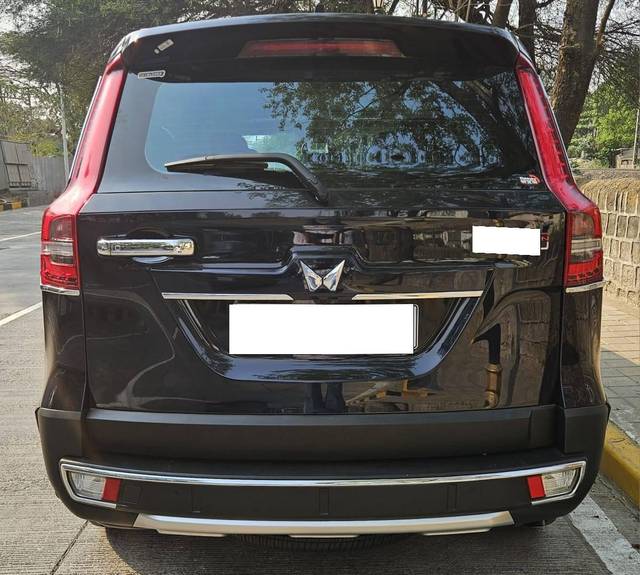 https://images10.gaadi.com/usedcar_image/4408200/original/processed_0f8a868546348ab9f7bde916ebf93b8a.jpg?imwidth=6402