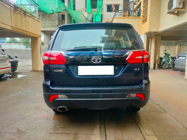 https://images10.gaadi.com/usedcar_image/4408213/original/processed_b69b09523a3e87d0ca787c5d1e270033.jpg?imwidth=6402