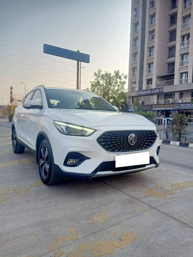 https://images10.gaadi.com/usedcar_image/4408257/original/processed_27641217646c5e401e5fe98b6994b3ff.jpg?imwidth=6400