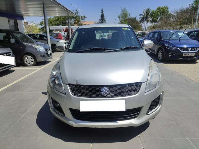 https://images10.gaadi.com/usedcar_image/4408258/original/processed_6e5753fcda2cdd94f5f56b609fb75120.jpg?imwidth=6400