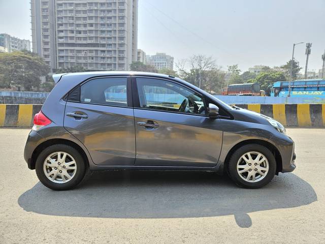 https://images10.gaadi.com/usedcar_image/4408286/original/processed_dc4726e15ebe3c665136155ac41bf382.jpg?imwidth=6401