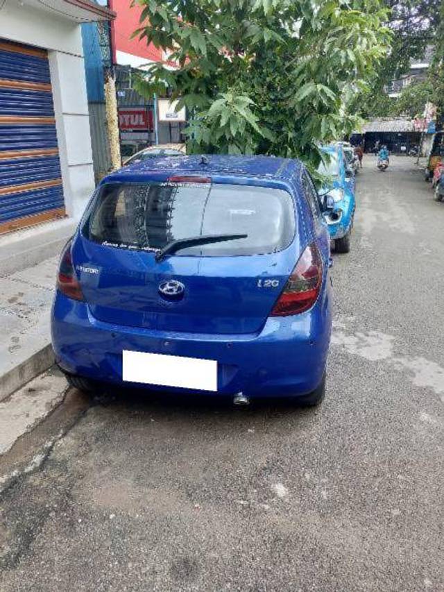 https://images10.gaadi.com/usedcar_image/4408359/original/93ebf469a4b02461c58c88b1a60b903e.jpg?imwidth=6400