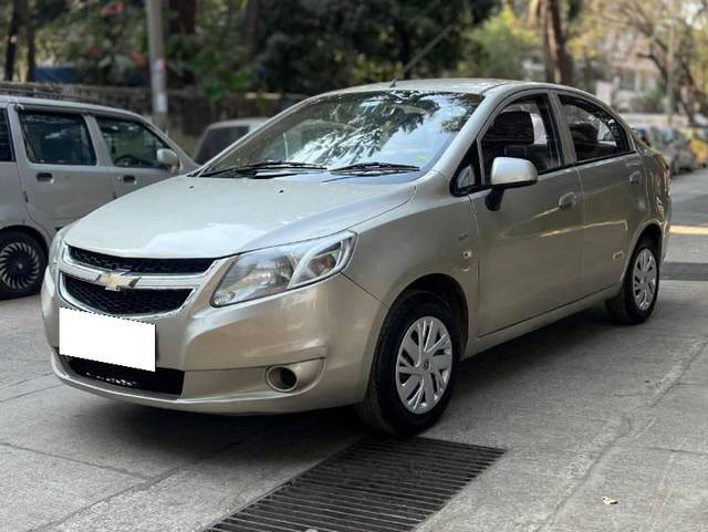 https://images10.gaadi.com/usedcar_image/4408387/original/processed_46d5bc19-a50f-4b84-8d80-e9d524f70b18.jpg?imwidth=6401