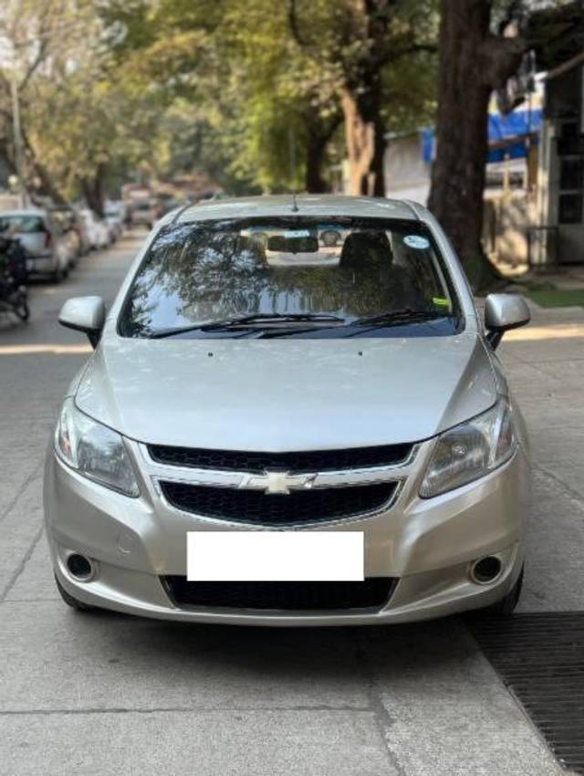 https://images10.gaadi.com/usedcar_image/4408387/original/processed_994316a7-0143-4b3a-a069-45dd0aa41d5d.jpg?imwidth=6402