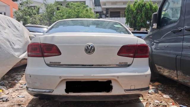 https://images10.gaadi.com/usedcar_image/4408450/original/processed_d80774ed-b4c6-4962-b4a7-5bab02bc02a8.jpeg?imwidth=6402