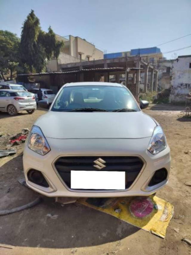 https://images10.gaadi.com/usedcar_image/4408670/original/processed_38632854-9ff9-4551-a763-5ef96e10beb9.jpg?imwidth=6401