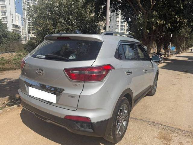 https://images10.gaadi.com/usedcar_image/4408889/original/820824cfdc33126edbee348a855d1033.jpeg?imwidth=6400