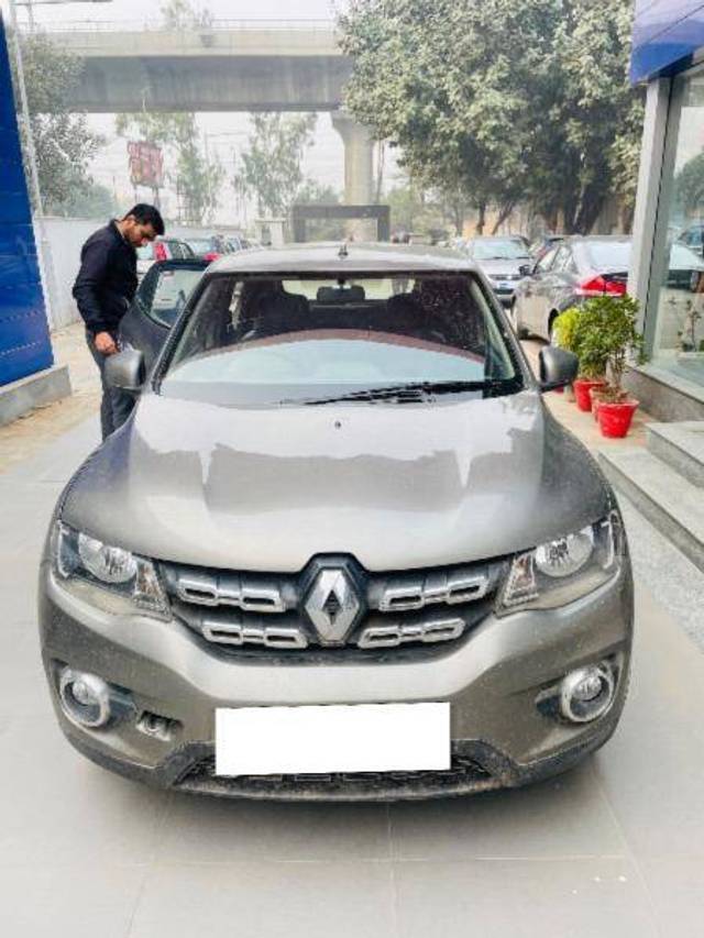 https://images10.gaadi.com/usedcar_image/4408957/original/eee2700ec3a27d1dcd33b832eb58ab6d.jpeg?imwidth=6402