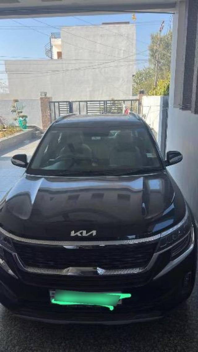 https://images10.gaadi.com/usedcar_image/4408990/original/processed_6155f867-a427-4a97-9324-762f284c9fe4.jpeg?imwidth=6400