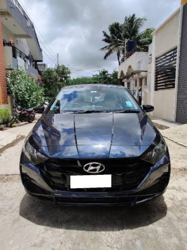 https://images10.gaadi.com/usedcar_image/4409066/original/processed_96fe9631-5229-4eb5-b40c-d181c3bf9243.jpg?imwidth=6400