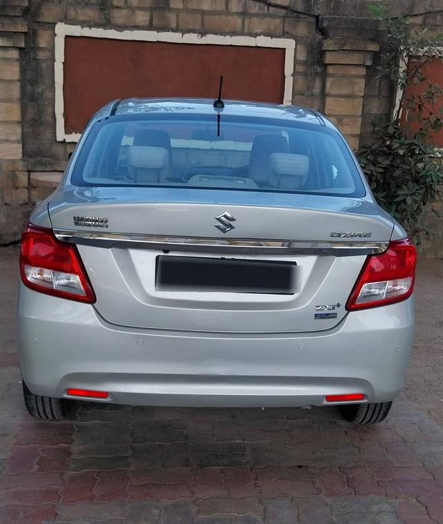 https://images10.gaadi.com/usedcar_image/4409130/original/processed_bf7ca112e62ed574d6d9dd41f7935744.jpg?imwidth=6401