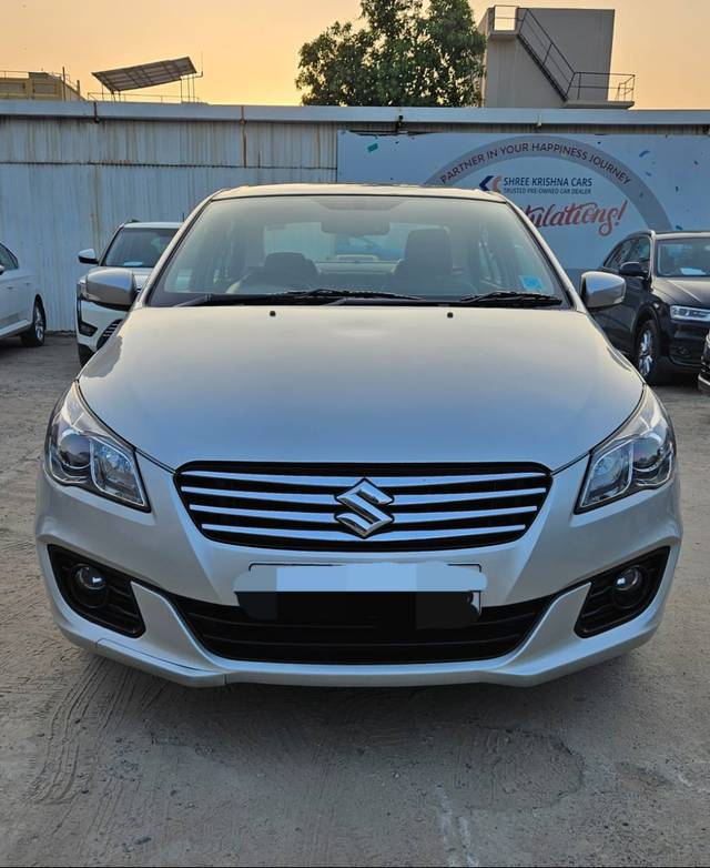 https://images10.gaadi.com/usedcar_image/4409145/original/cb1d485aafa66d7a7023927a9229f6f1.jpg?imwidth=6400