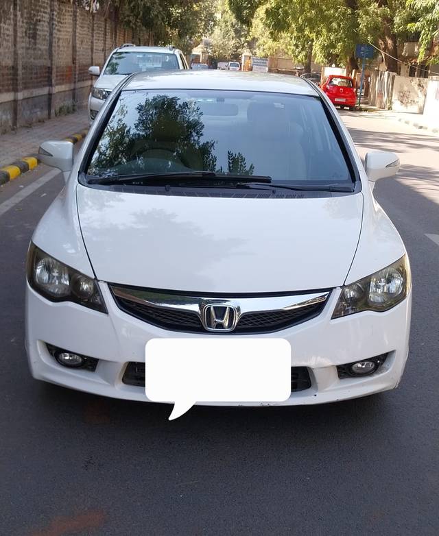 https://images10.gaadi.com/usedcar_image/4409150/original/5ce1fb8f193fe7ae184669a28e11cd7e.jpg?imwidth=6400