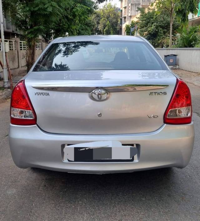 https://images10.gaadi.com/usedcar_image/4409189/original/processed_e18864b74ef0dd683466d4816840973b.jpg?imwidth=6402