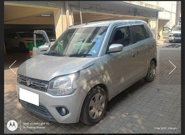 https://images10.gaadi.com/usedcar_image/4409222/original/812377d9371d0cea7bb0ac09a52de76a.jpg?imwidth=6402