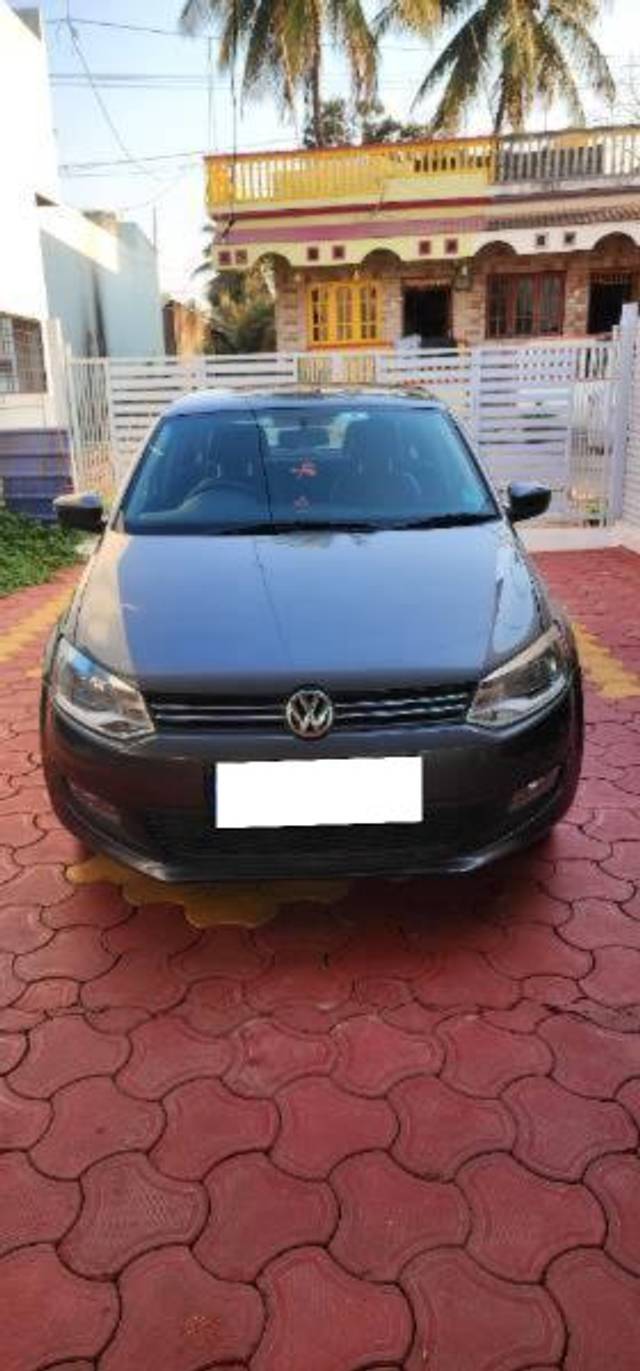 https://images10.gaadi.com/usedcar_image/4409264/original/processed_d6989d70-5ef9-4981-bcb2-3aed9f298638.jpg?imwidth=6401