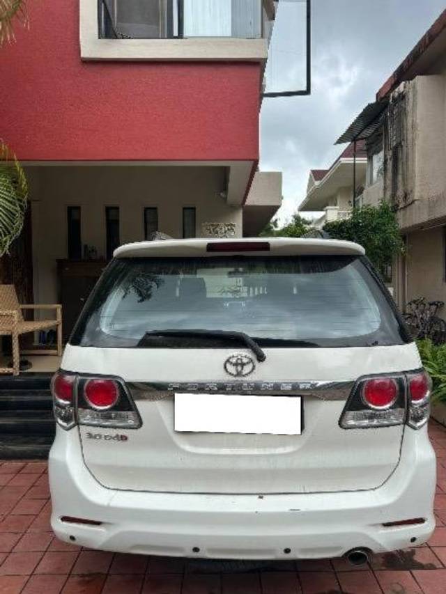 https://images10.gaadi.com/usedcar_image/4409279/original/processed_cd73c1c5-0281-4f33-adb2-1f9a052e711d.jpeg?imwidth=6401