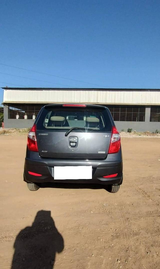 https://images10.gaadi.com/usedcar_image/4409291/original/processed_965687e6c376155d46fba75a20b4ab5d.jpg?imwidth=6401