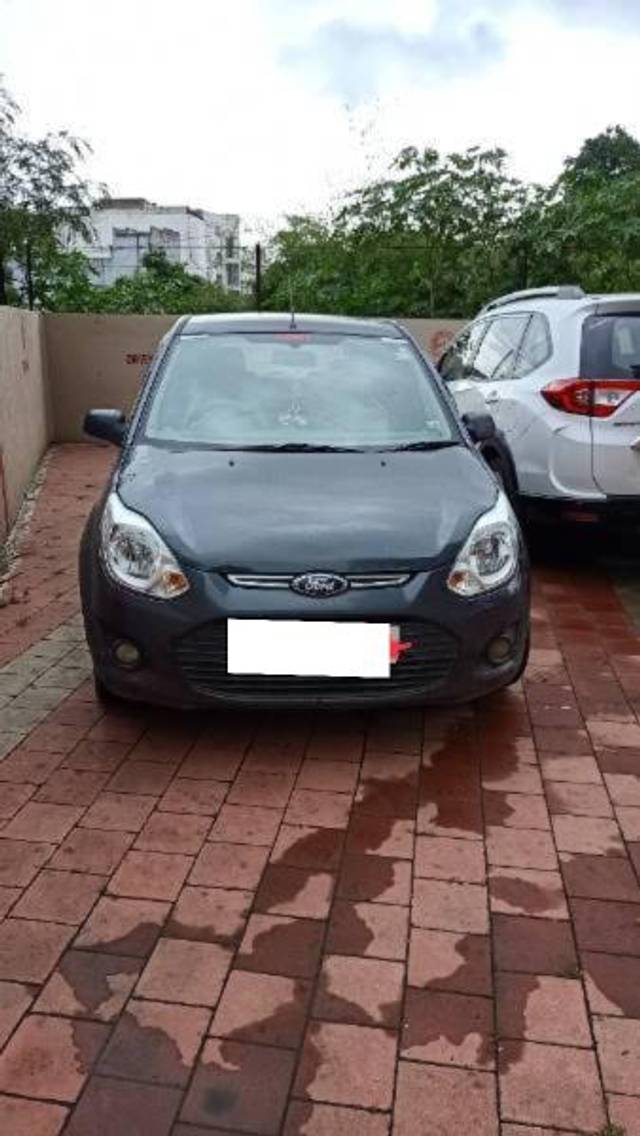 https://images10.gaadi.com/usedcar_image/4409403/original/processed_354d22ed-7d3a-497d-88f9-d63e7585d454.jpg?imwidth=6400