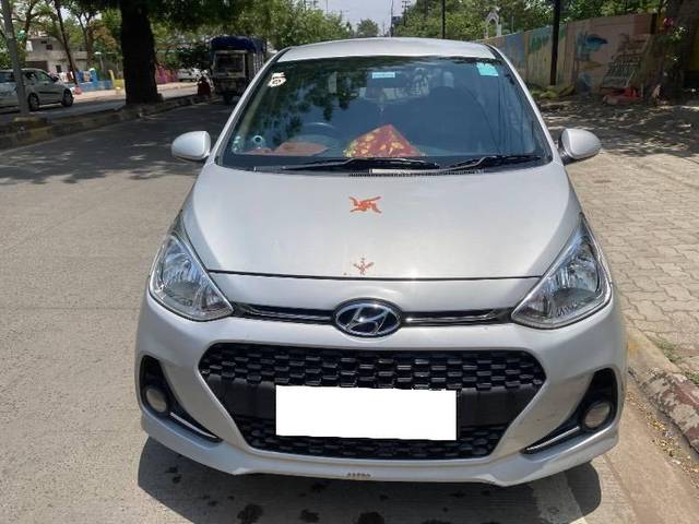 https://images10.gaadi.com/usedcar_image/4409493/original/processed_7a09e9b2-a3b0-4fa8-9383-460bdc123bf1.jpeg?imwidth=6400