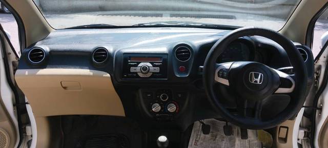 https://images10.gaadi.com/usedcar_image/4409654/original/1d5d143a2b2eac17b7f19463ec1753e3.jpg?imwidth=6401
