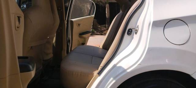 https://images10.gaadi.com/usedcar_image/4409654/original/848171f873a89c19bd2425adce09460f.jpg?imwidth=6402