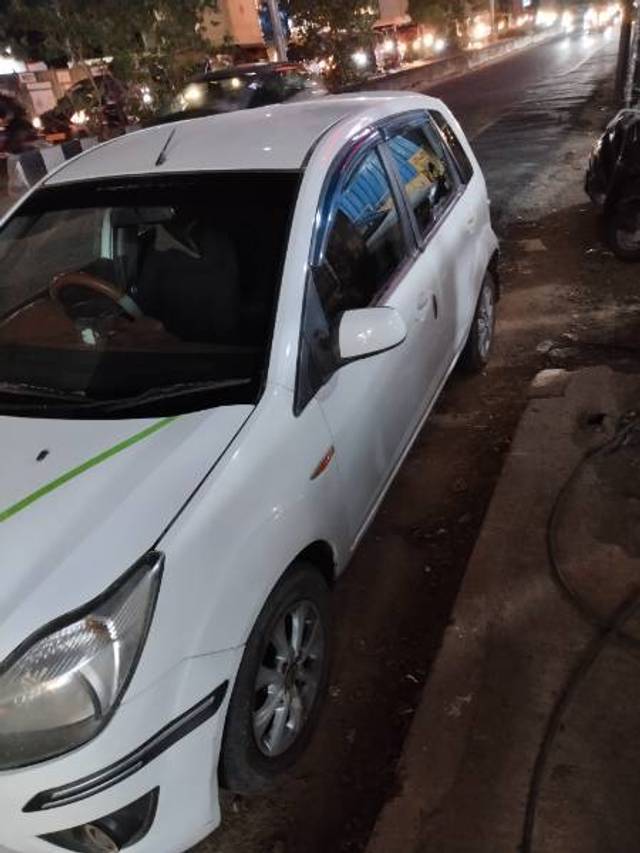 https://images10.gaadi.com/usedcar_image/4409695/original/6501a558c1a7251c49bb0acdc4322e98.jpg?imwidth=6401