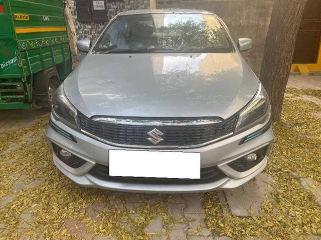 https://images10.gaadi.com/usedcar_image/4409785/original/db90b8ef0ce8c26567594437abad0c15.jpeg?imwidth=6401