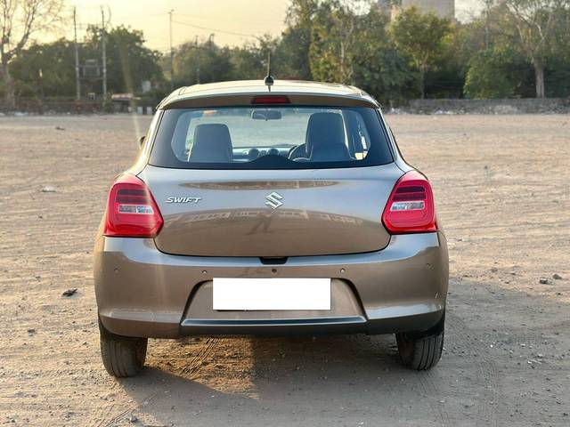 https://images10.gaadi.com/usedcar_image/4409864/original/processed_08f48da54cb6d8955c0a51554803212e.jpg?imwidth=6402