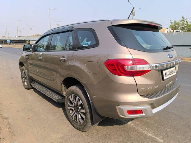 https://images10.gaadi.com/usedcar_image/4409889/original/processed_fea4c972687334e04fb6bb7541160e78.jpg?imwidth=6401