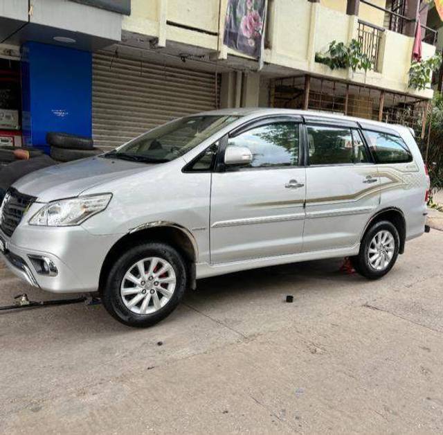 https://images10.gaadi.com/usedcar_image/4410014/original/328e2e471dfefbaa1cc8bdac4d2d67e3.jpg?imwidth=6401