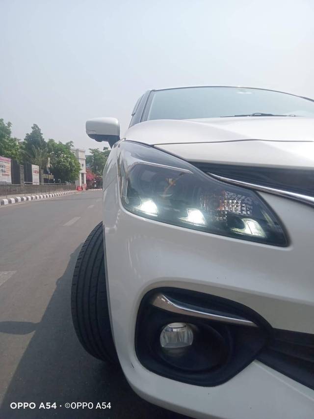 https://images10.gaadi.com/usedcar_image/4410023/original/processed_e92986f0-3303-44a8-9e5f-43f6b4698b22.jpg?imwidth=6400