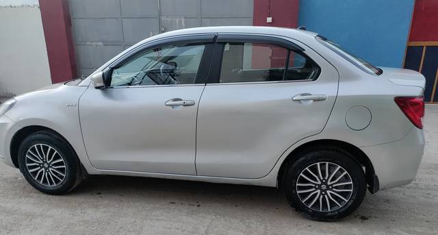 https://images10.gaadi.com/usedcar_image/4410152/original/5b78121ae6496f46e83ddc71685d4764.jpg?imwidth=6401