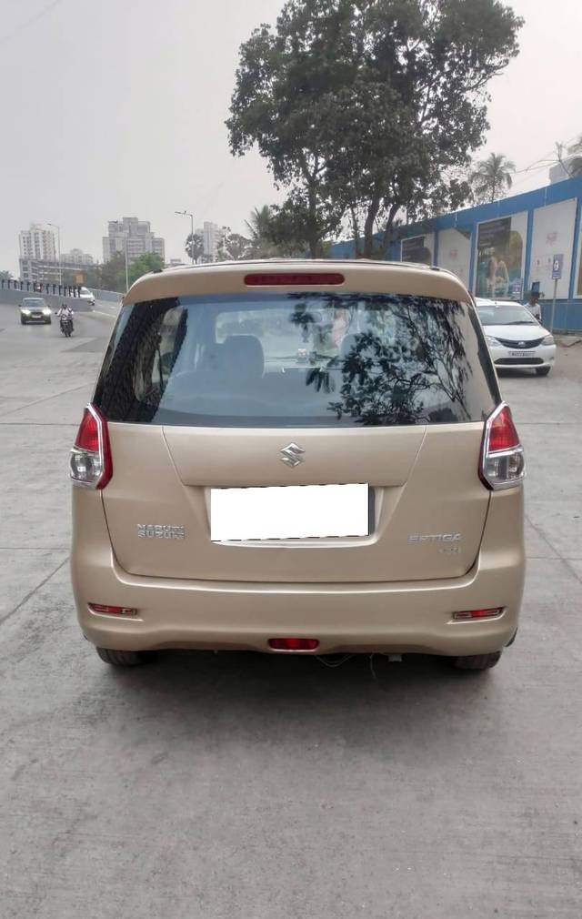 https://images10.gaadi.com/usedcar_image/4410280/original/processed_7c8c76b45d617c3bcfe466307ddf5573.jpg?imwidth=6402