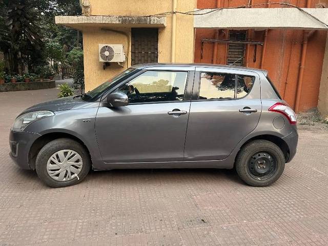https://images10.gaadi.com/usedcar_image/4410317/original/1ef3b1bbd1ce21dc67565b1efb107ec9.jpeg?imwidth=6402