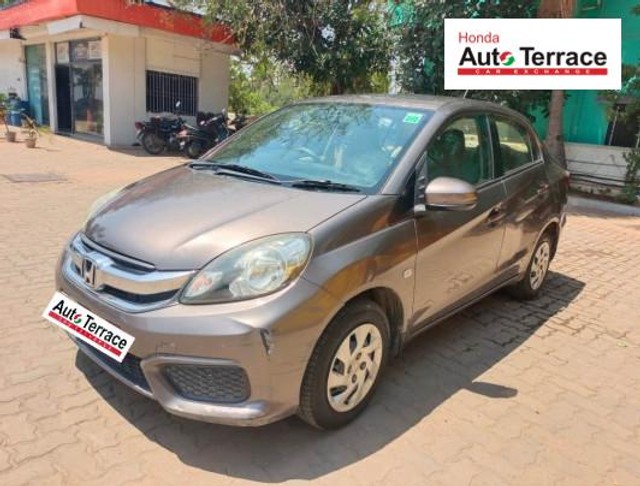 Second-hand 2016 Honda Amaze S Diesel for sale in Pondicherry-6