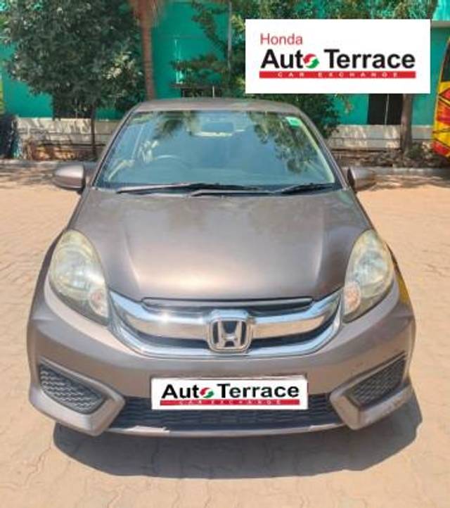 https://images10.gaadi.com/usedcar_image/4410332/original/b03a3ceba74db92a5da098cf826b7b44.jpeg?imwidth=6400