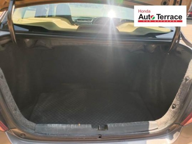 Second-hand 2016 Honda Amaze S Diesel for sale in Pondicherry-8