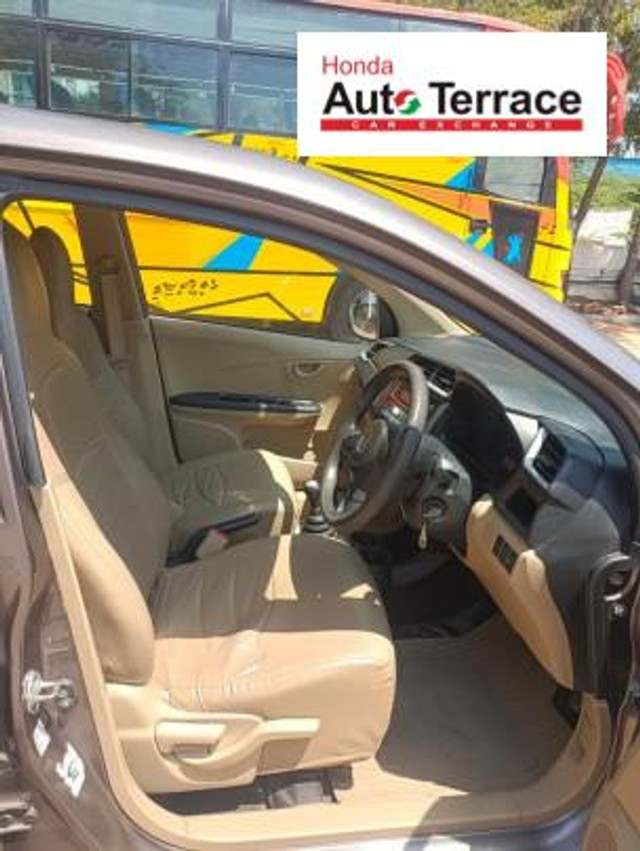 Second-hand 2016 Honda Amaze S Diesel for sale in Pondicherry-14