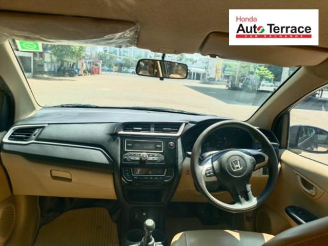 Second-hand 2016 Honda Amaze S Diesel for sale in Pondicherry-12