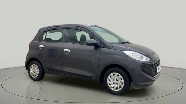 https://images10.gaadi.com/usedcar_image/4410462/original/2aa4101843165191873d2529fd1f41b6.jpg?imwidth=6400