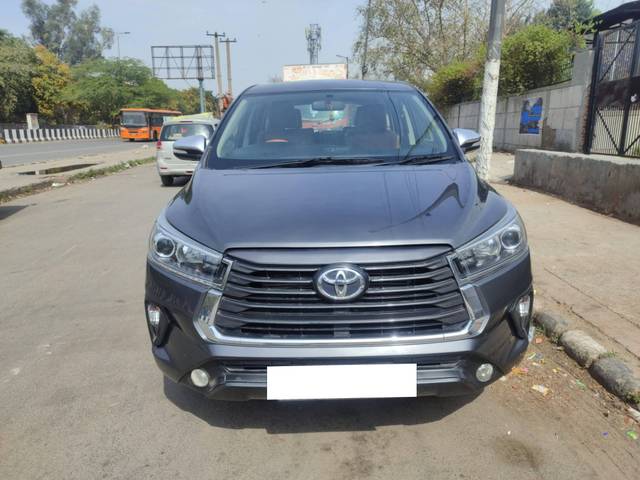 https://images10.gaadi.com/usedcar_image/4410523/original/processed_22641887211cd580c5e9eb4a2841a051.jpg?imwidth=6402