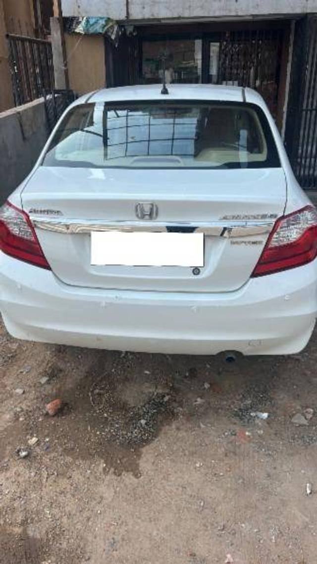 https://images10.gaadi.com/usedcar_image/4410585/original/075baebd948be51e91a0c51a39f5b5d4.jpeg?imwidth=6401